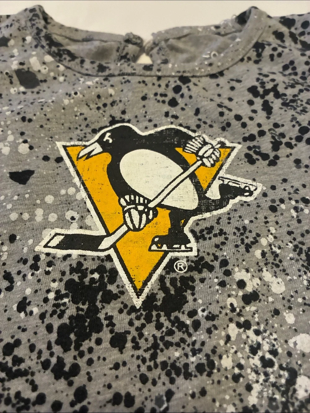 Colosseum Gray Black White Pittsburgh Penguins Baby One-Piece